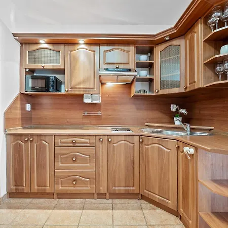 Prostorny Pro 4 Osoby V Beskydech